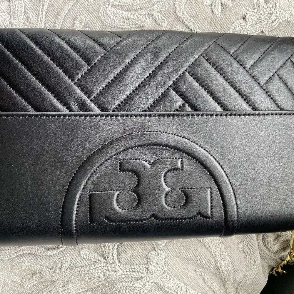 NWT Tory Burch Black Leather Alexa clutch handbag Retail $475 - Picture 3 of 12